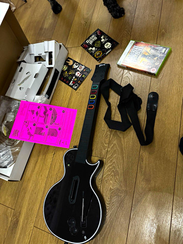 Activision xbox 360 guitar - xbox,